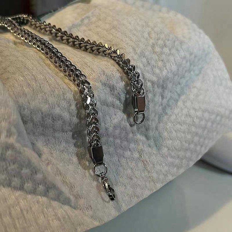 Mens Chains Salty | Sleek Elegance Silver Chain